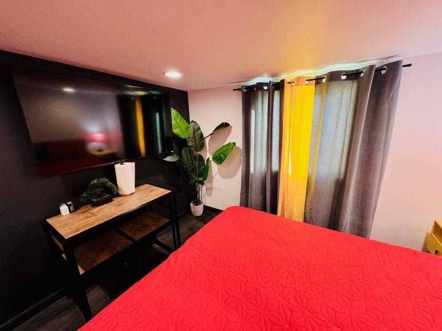 New Tiny Home Uptown Phoenix Ngoại thất bức ảnh